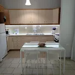 Art Apartment *