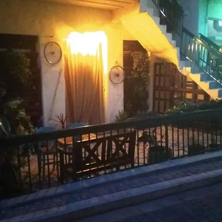 Art דירה Epidaurus